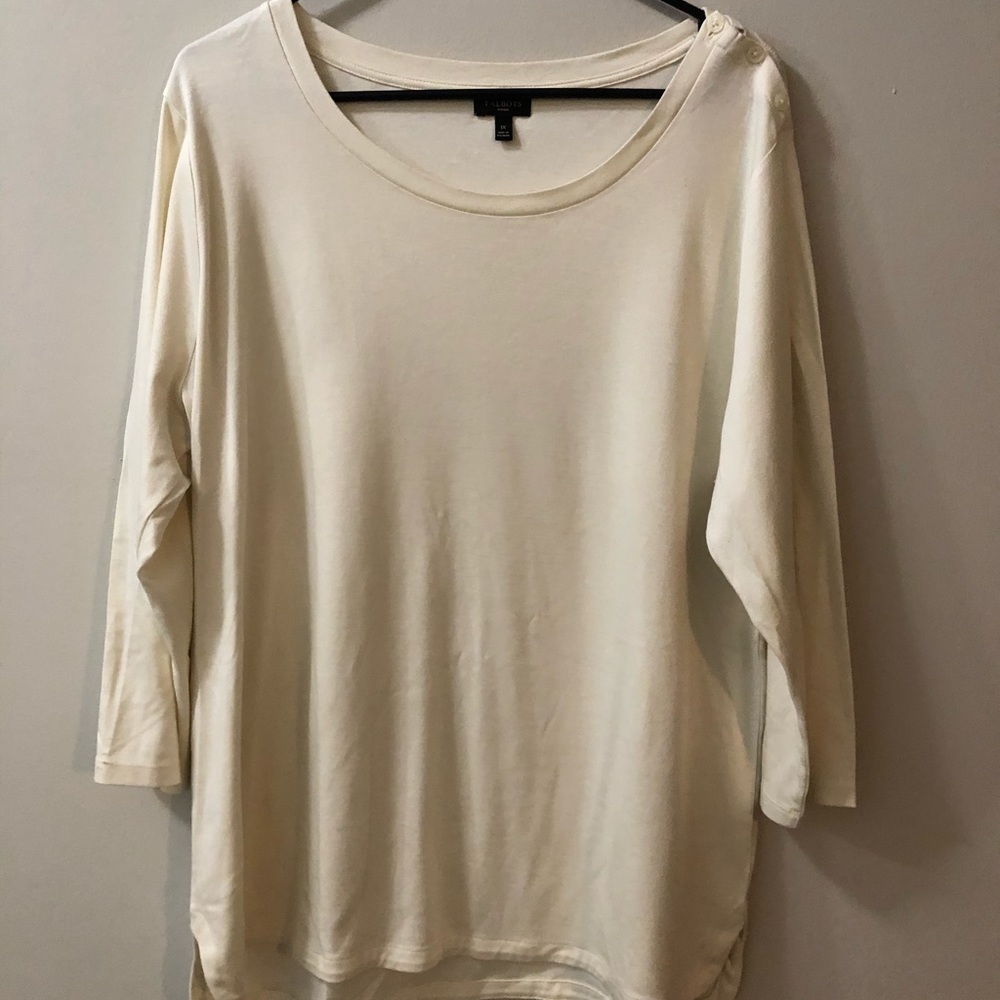 Lightweight nice top